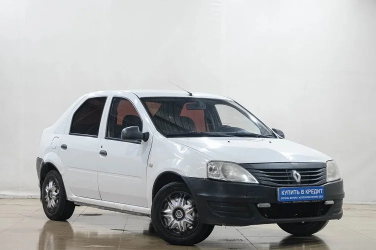 Renault Logan 1 из 6