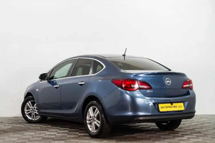 Opel Astra 6 из 6