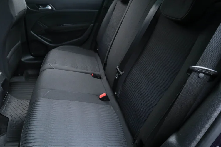 Peugeot 308 19 из 19