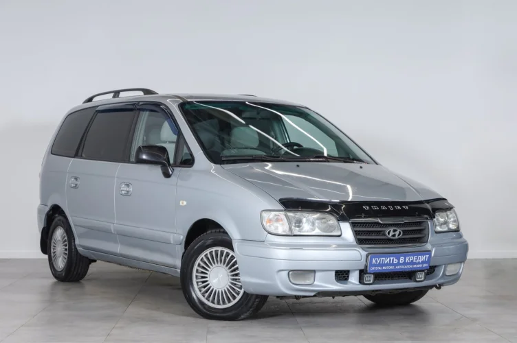 Hyundai Trajet 1 из 6