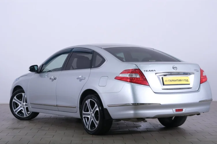 Nissan Teana 4 из 6
