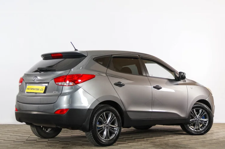 Hyundai ix35 6 из 6