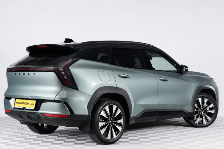 Geely Atlas 6 из 6