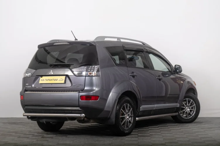 Mitsubishi Outlander 6 из 6