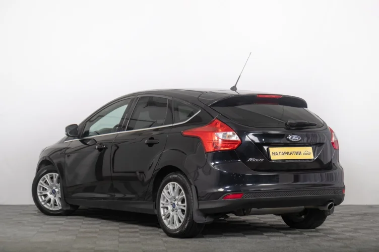 Ford Focus 5 из 6