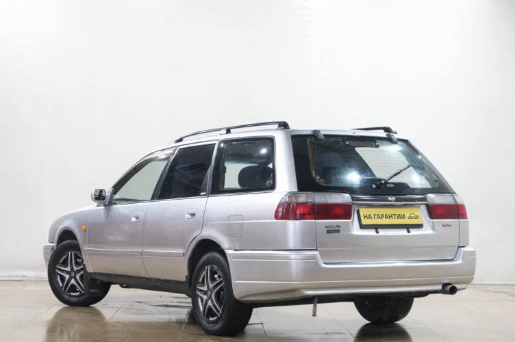 Nissan Avenir 4 из 6