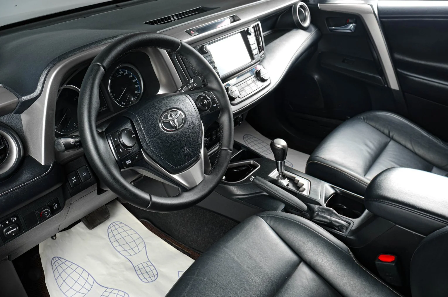 Toyota RAV4 7 из 21