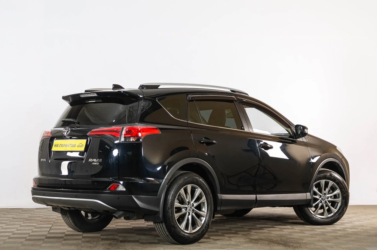 Toyota RAV4 6 из 21