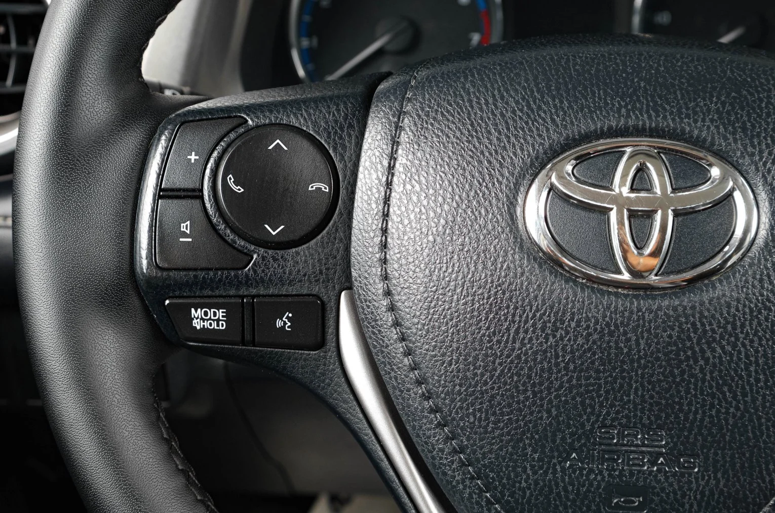 Toyota RAV4 14 из 21