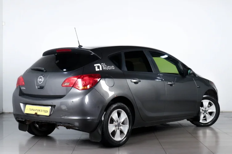 Opel Astra 5 из 18