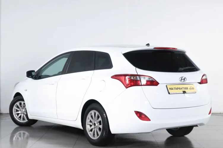Hyundai i30 7 из 17