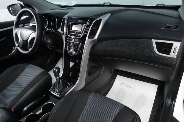 Hyundai i30 8 из 17