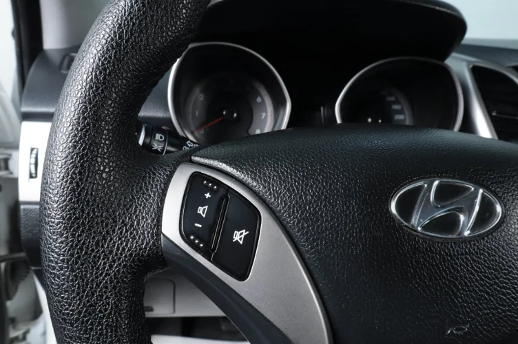 Hyundai i30 13 из 17