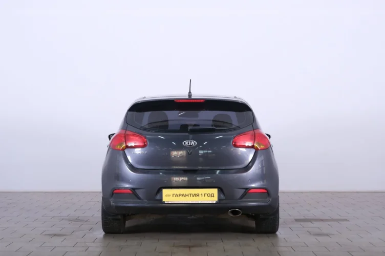 KIA cee'd 5 из 6