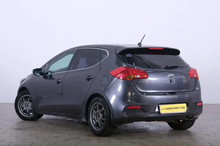 KIA cee'd 4 из 6