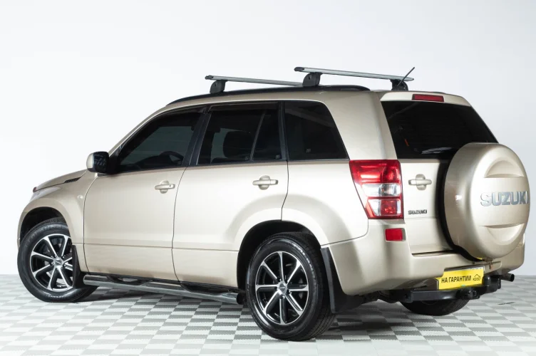 Suzuki Grand Vitara 4 из 6