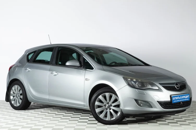 Opel Astra 1 из 6