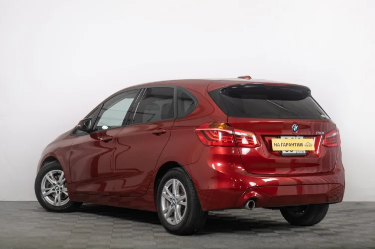 BMW 2 серия Active Tourer 5 из 6