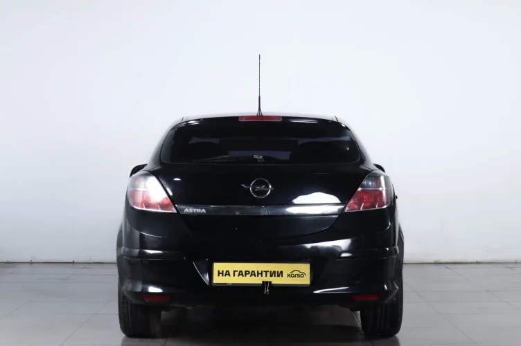 Opel Astra GTC 5 из 6