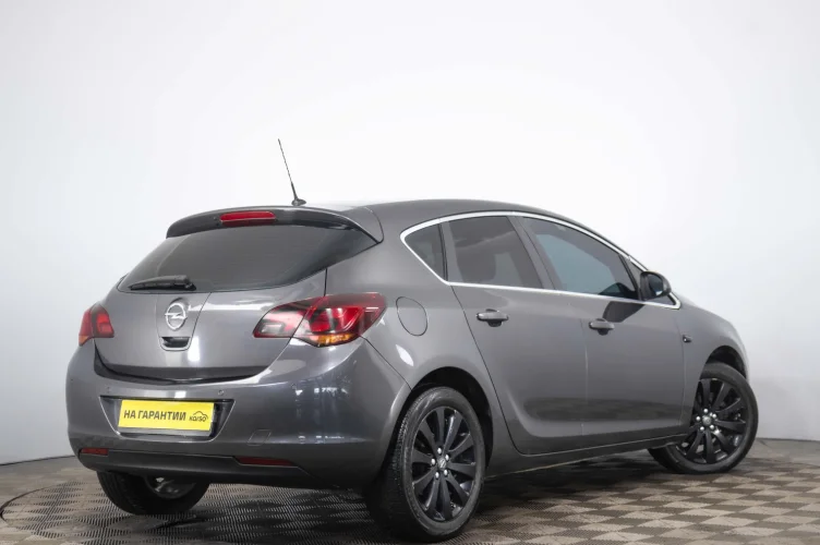 Opel Astra 6 из 6