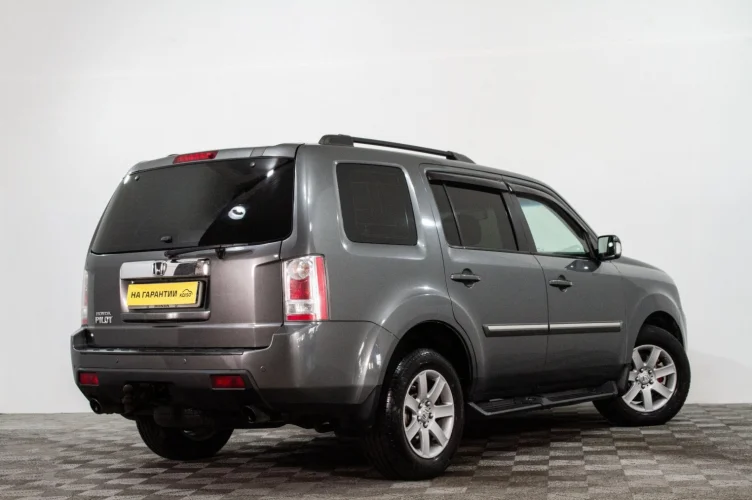 Honda Pilot 4 из 6
