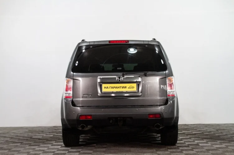 Honda Pilot 5 из 6