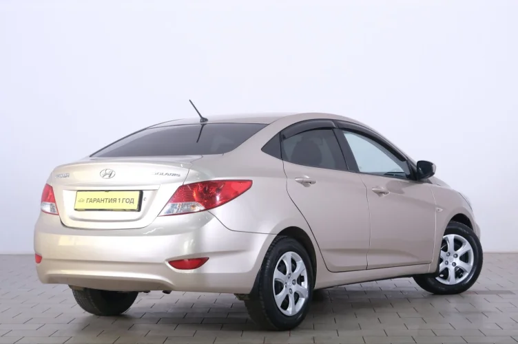 Hyundai Solaris 6 из 6