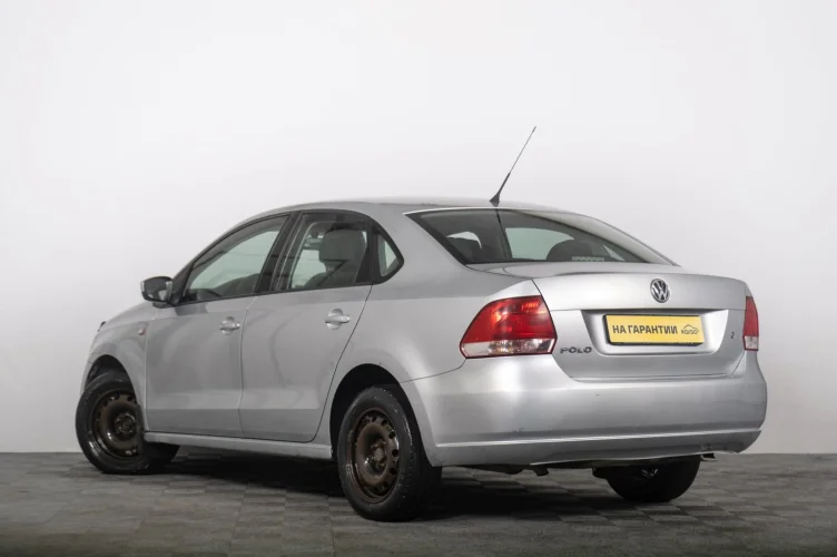 Volkswagen Polo 5 из 6