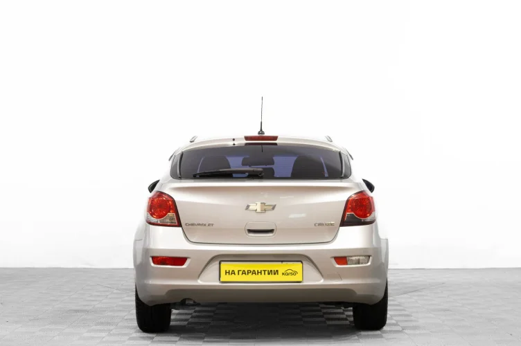 Chevrolet Cruze 5 из 6