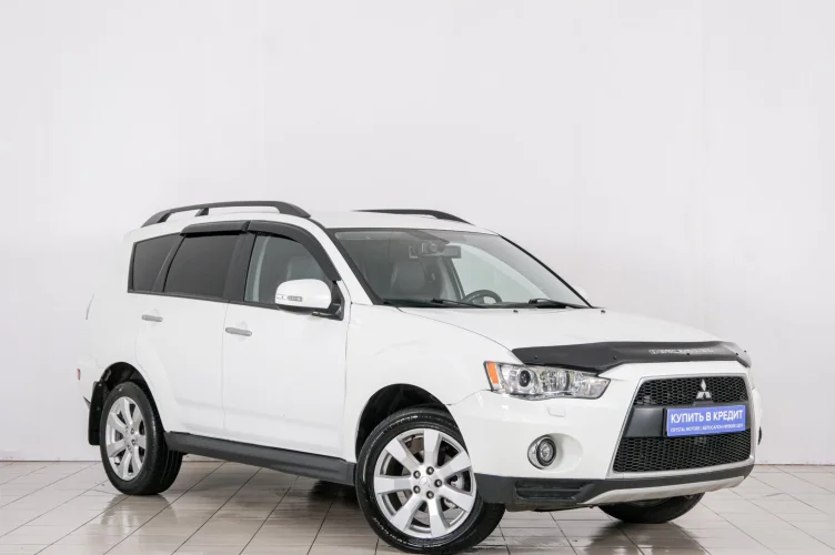 Mitsubishi Outlander 1 из 6