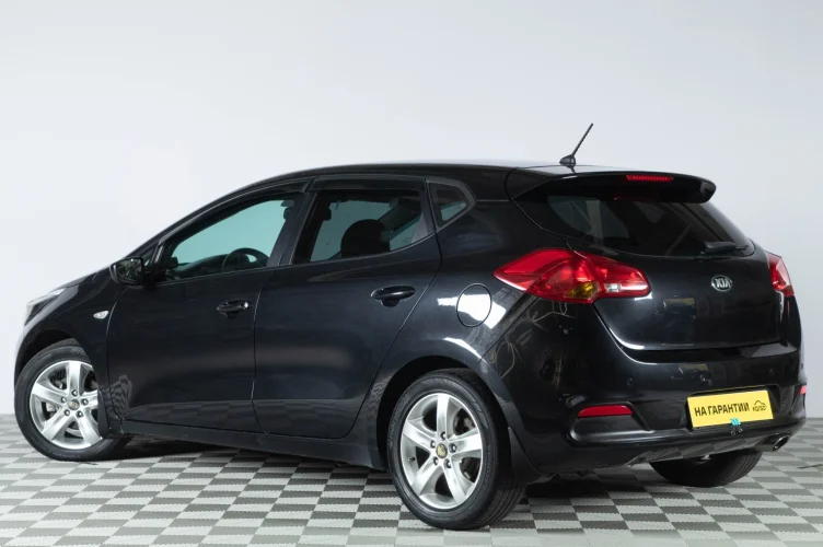 KIA cee'd 4 из 6