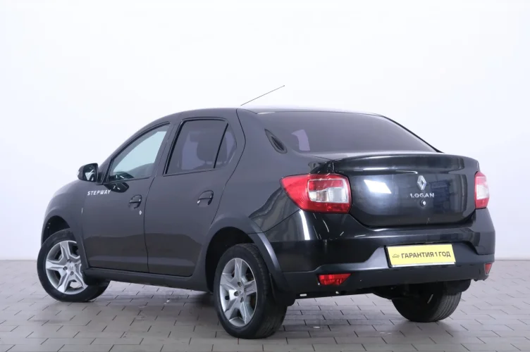 Renault Logan Stepway 4 из 6