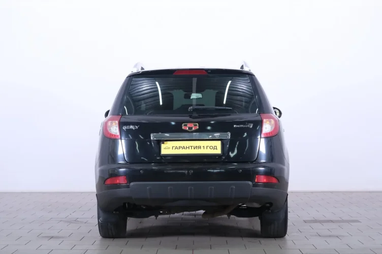 Geely Emgrand X7 5 из 6