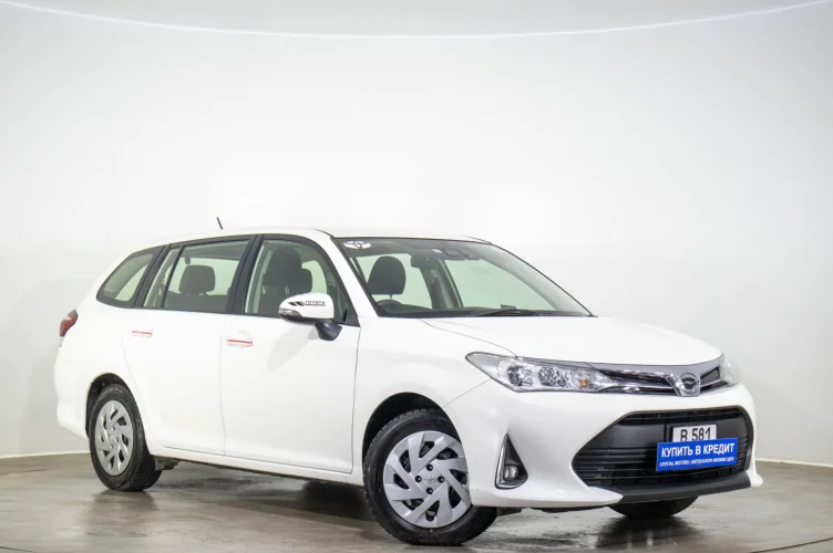 Toyota Corolla Fielder 1 из 6