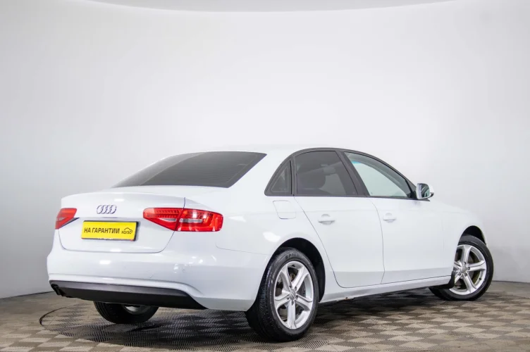 Audi A4 6 из 6