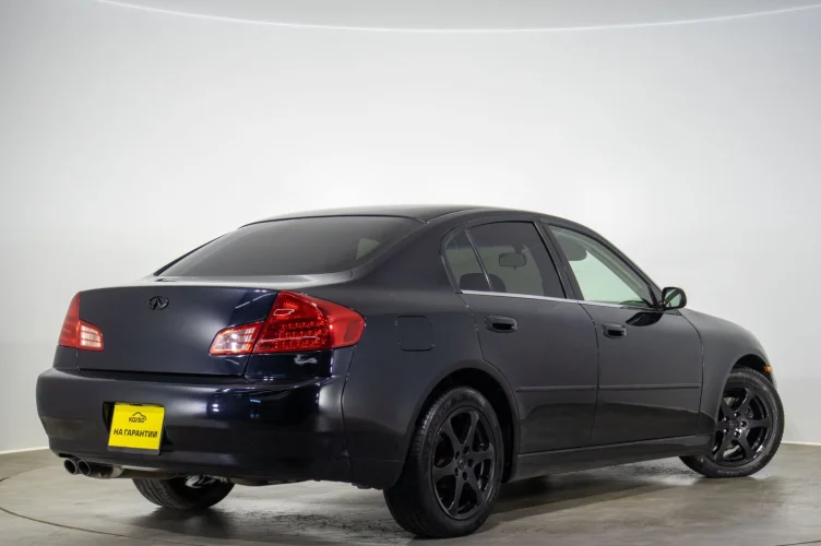 Infiniti G35 4 из 6