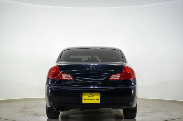 Infiniti G35 5 из 6