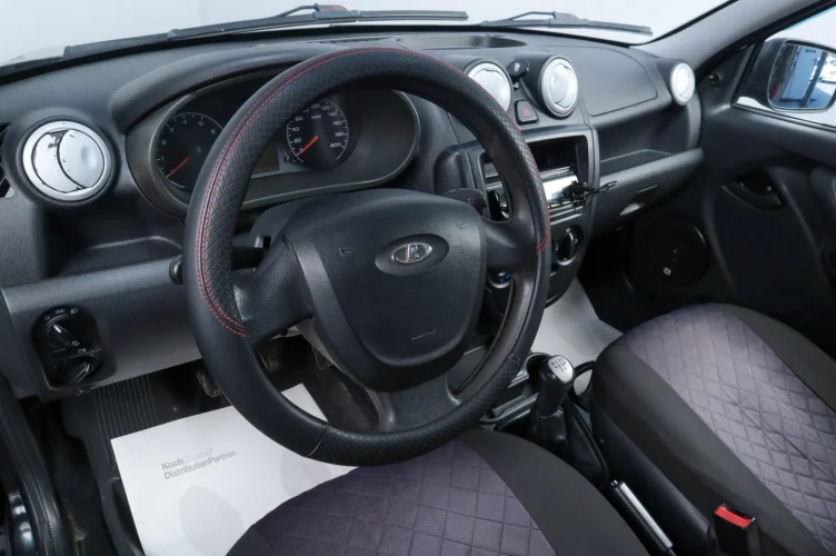 ВАЗ (LADA) Granta 4 из 6