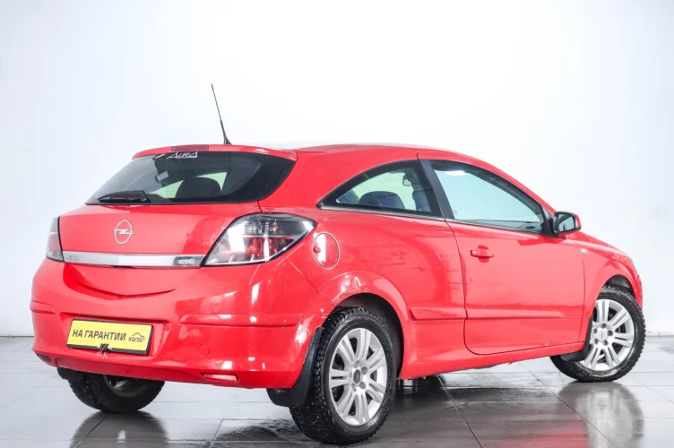 Opel Astra GTC 6 из 6