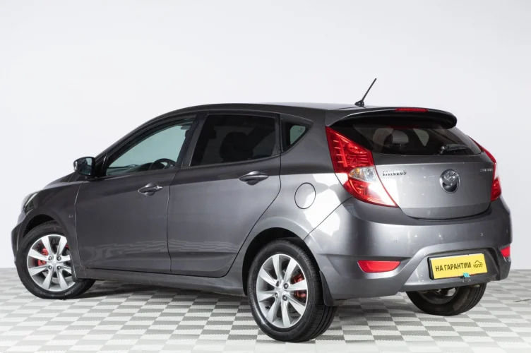 Hyundai Solaris 4 из 6
