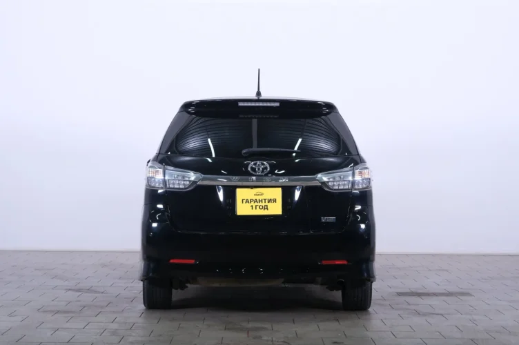 Toyota Wish 5 из 6