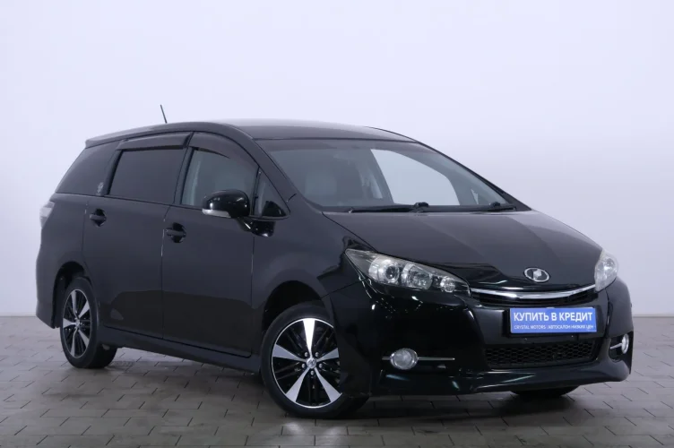 Toyota Wish 1 из 6