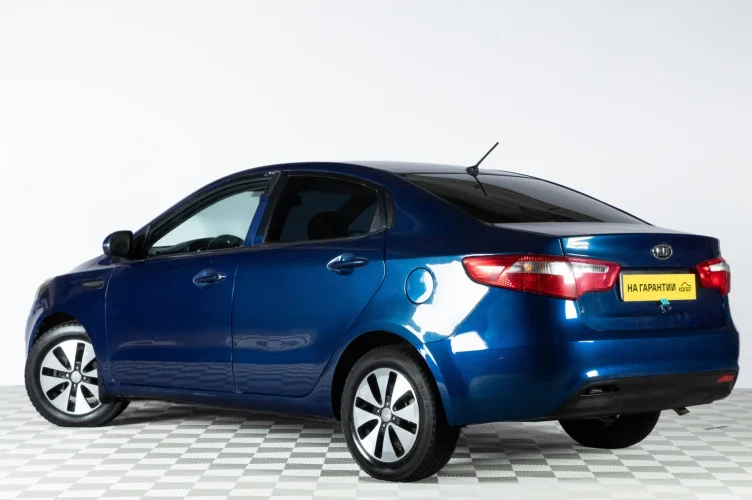 KIA Rio 4 из 6
