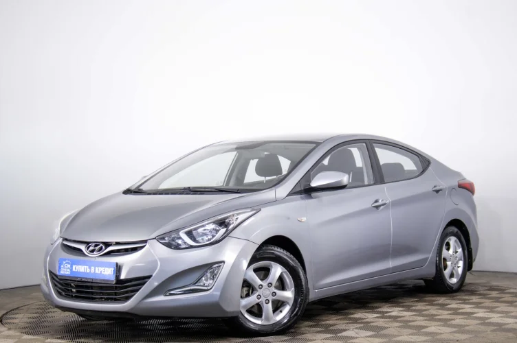 Hyundai Elantra 3 из 6
