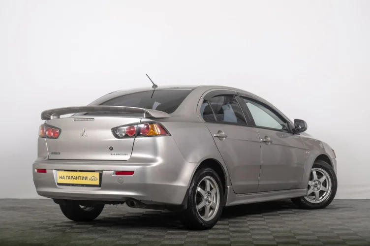 Mitsubishi Lancer 6 из 6