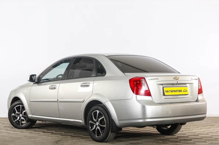 Chevrolet Lacetti 4 из 6