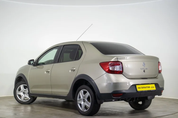 Renault Logan Stepway 6 из 6