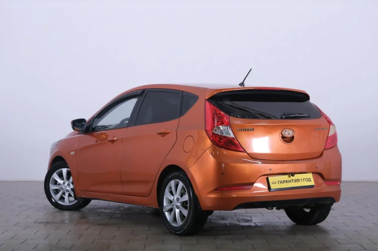 Hyundai Solaris 4 из 6