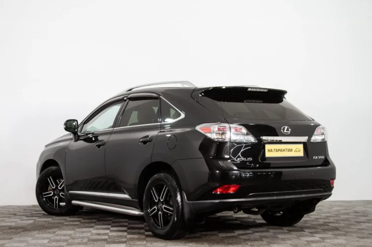 Lexus RX 6 из 6