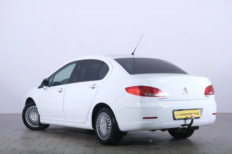 Peugeot 408 4 из 6